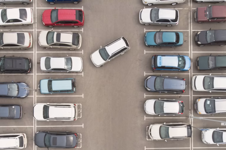 Jak zarezerwować parking z transferem na Lotnisko Chopina — krok po kroku
