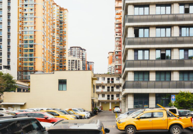 Lotnisko Chopina parking cennik — ile realnie zapłacisz?